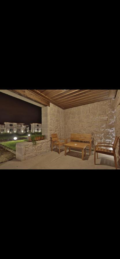 Elevres Stone House Hotel Юргюп Екстериор снимка