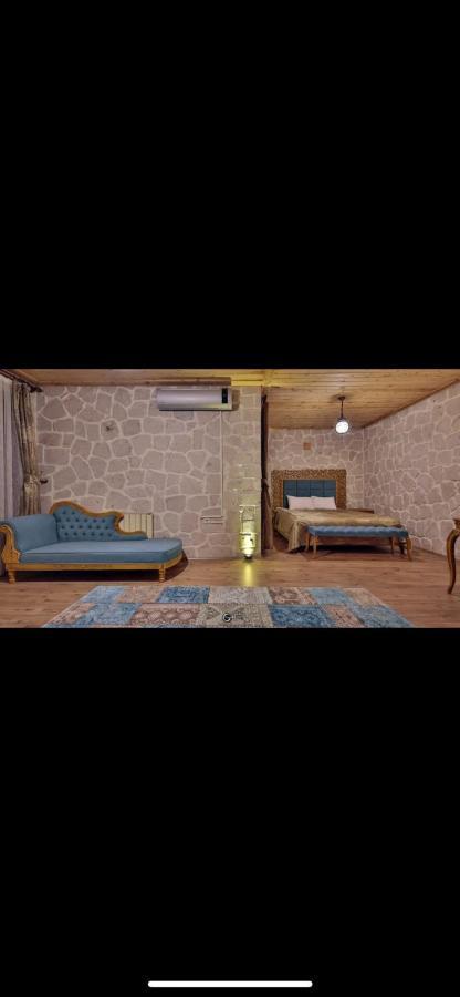 Elevres Stone House Hotel Юргюп Екстериор снимка